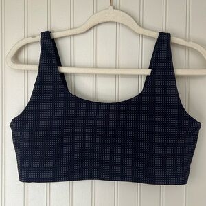 Everlane Women’s The Performance Bra Top